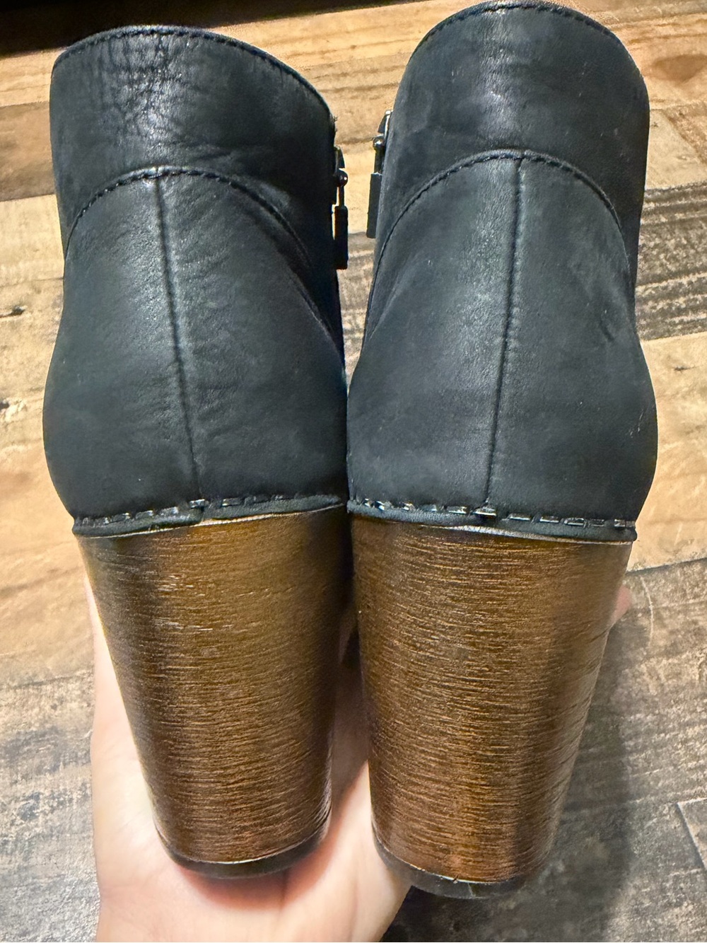 Dansko ‘Delphina” Heeled Sandal - Picture 6 of 8